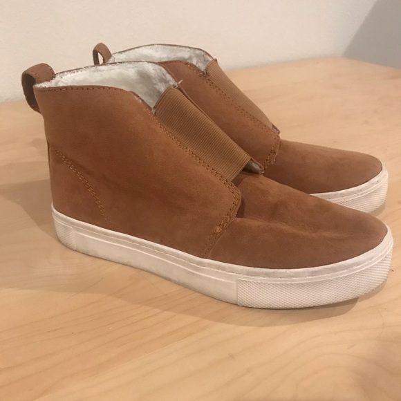 Slip on boots - Picture 2 of 3